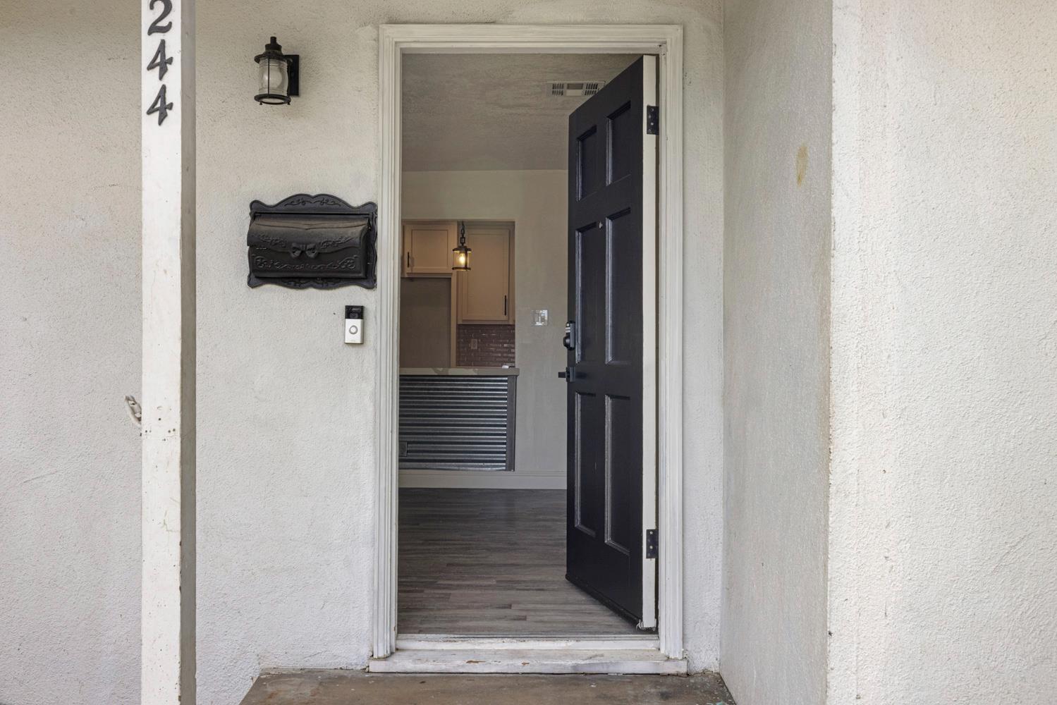 244 Emerson Ave, Modesto, CA 95350