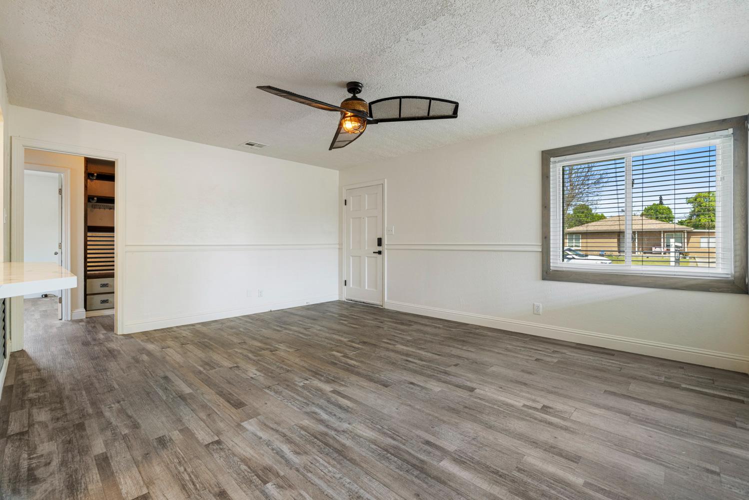 244 Emerson Ave, Modesto, CA 95350