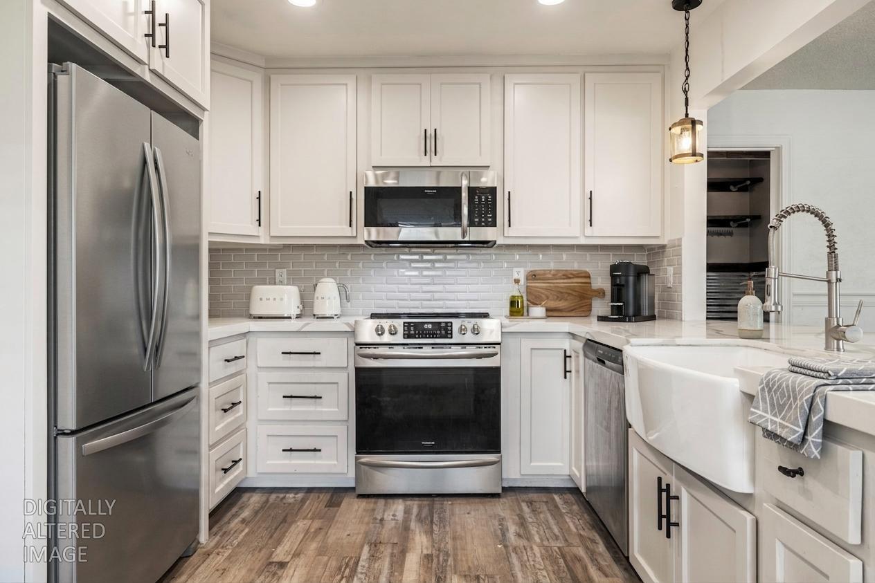 244 Emerson Ave, Modesto, CA 95350