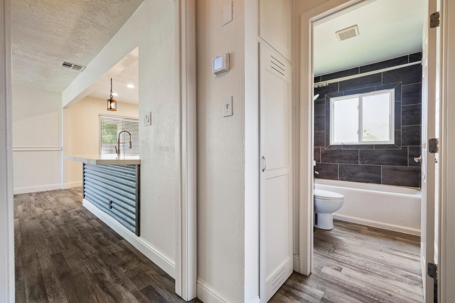 244 Emerson Ave, Modesto, CA 95350