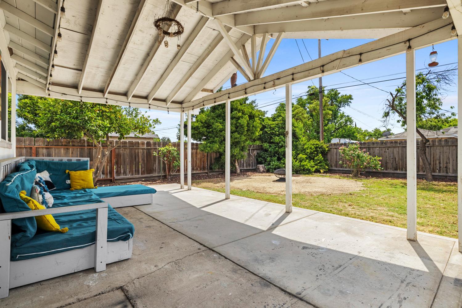 244 Emerson Ave, Modesto, CA 95350