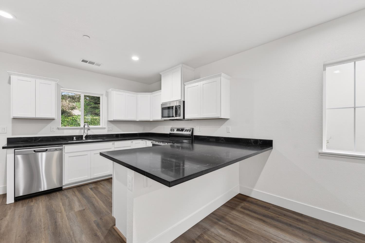 3021 Havencove Way, Modesto, CA 95355