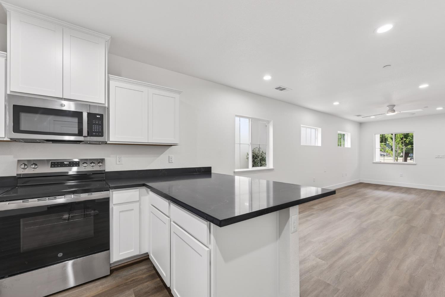 3021 Havencove Way, Modesto, CA 95355
