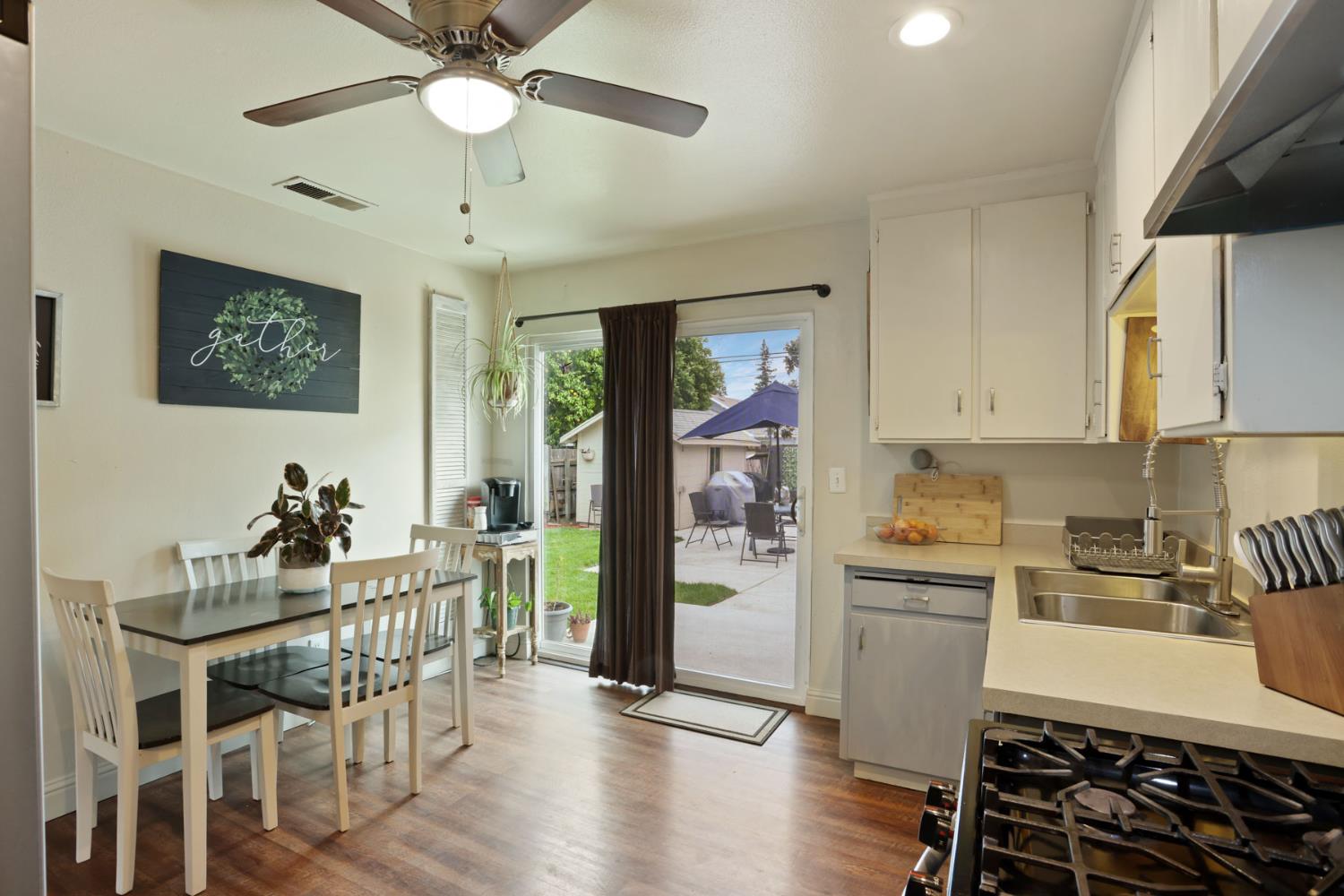 134 E Washington St, Ripon, CA 95366