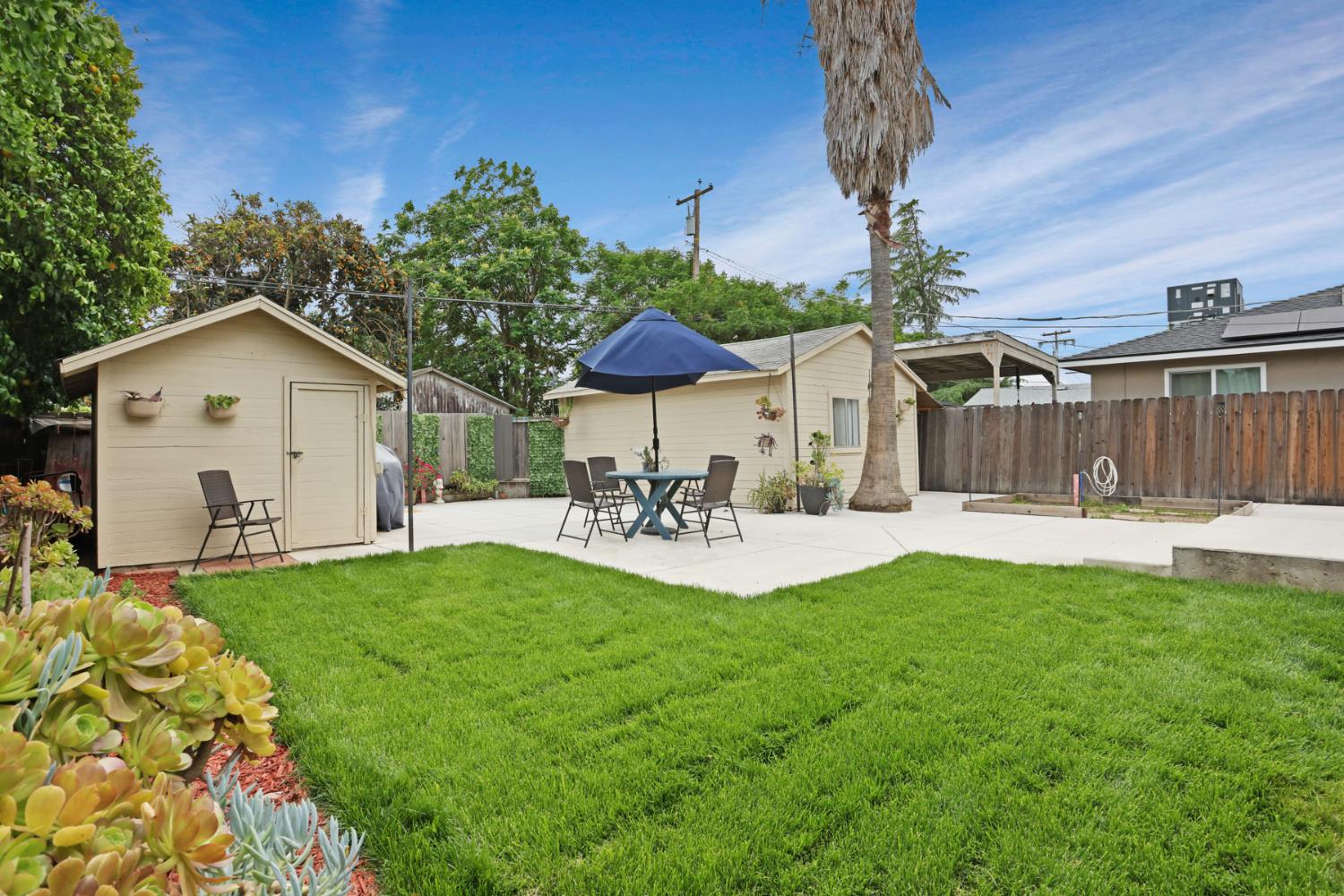 134 E Washington St, Ripon, CA 95366