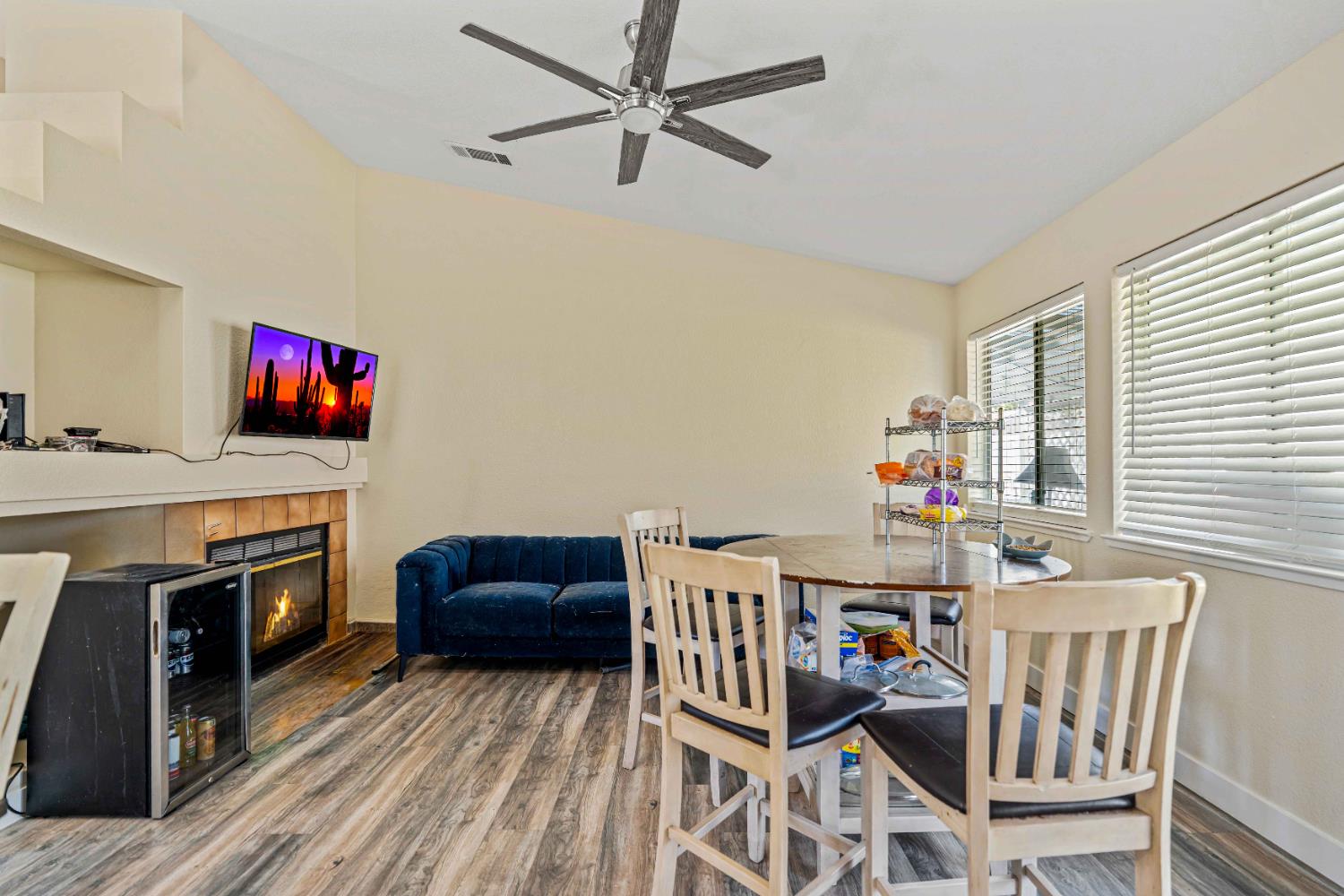 2131 Goldstone Way, Riverbank, CA 95367