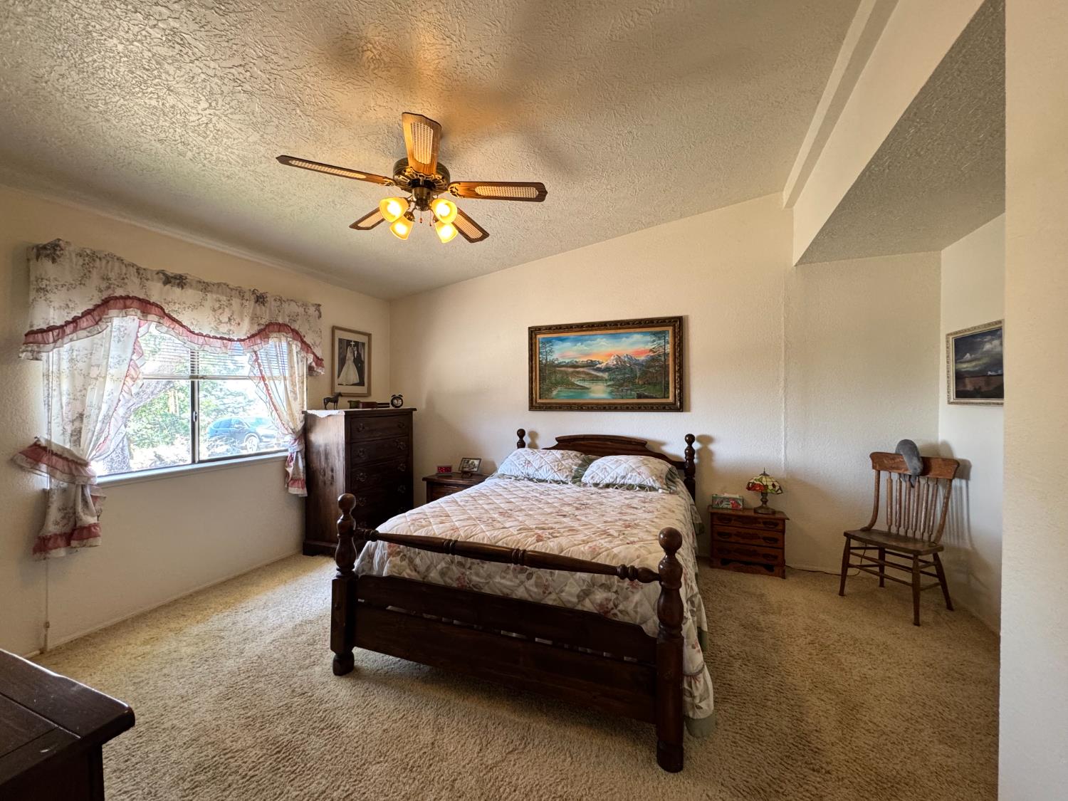 9844 Banderilla Dr, La Grange, CA 95329