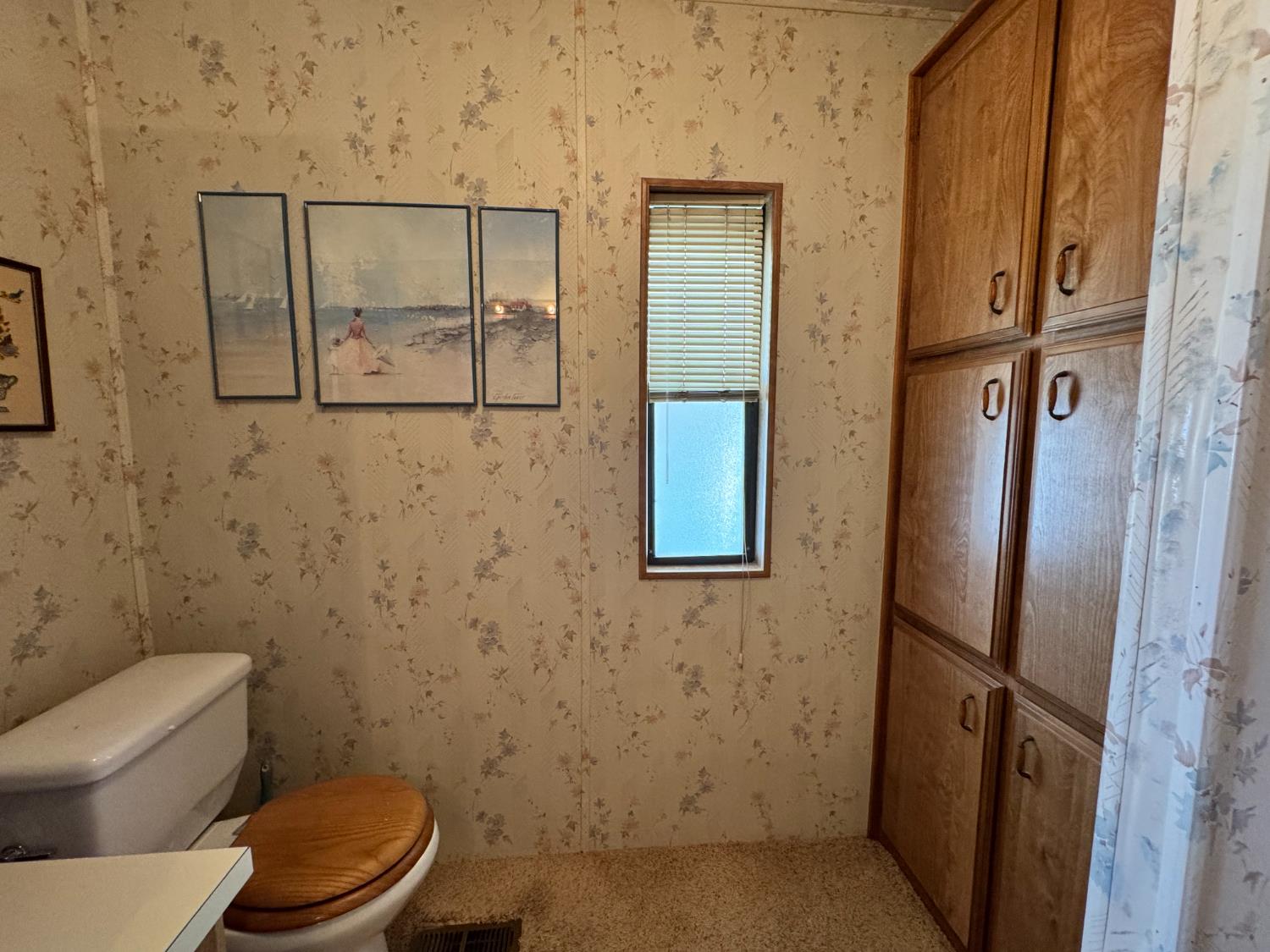 9844 Banderilla Dr, La Grange, CA 95329