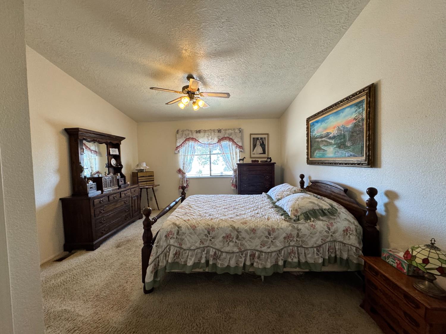 9844 Banderilla Dr, La Grange, CA 95329