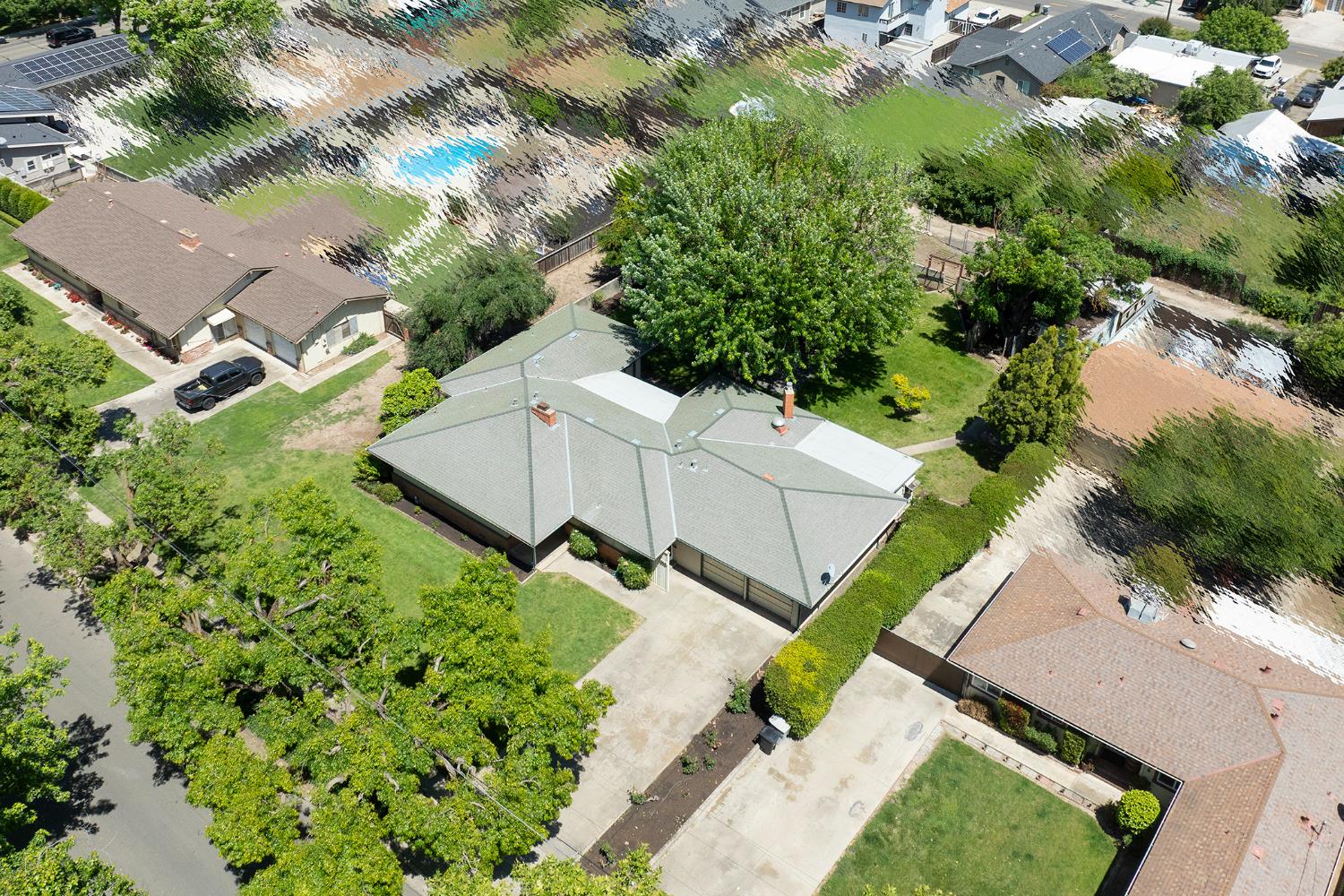 1550 Brayton Ave, Escalon, CA 95320