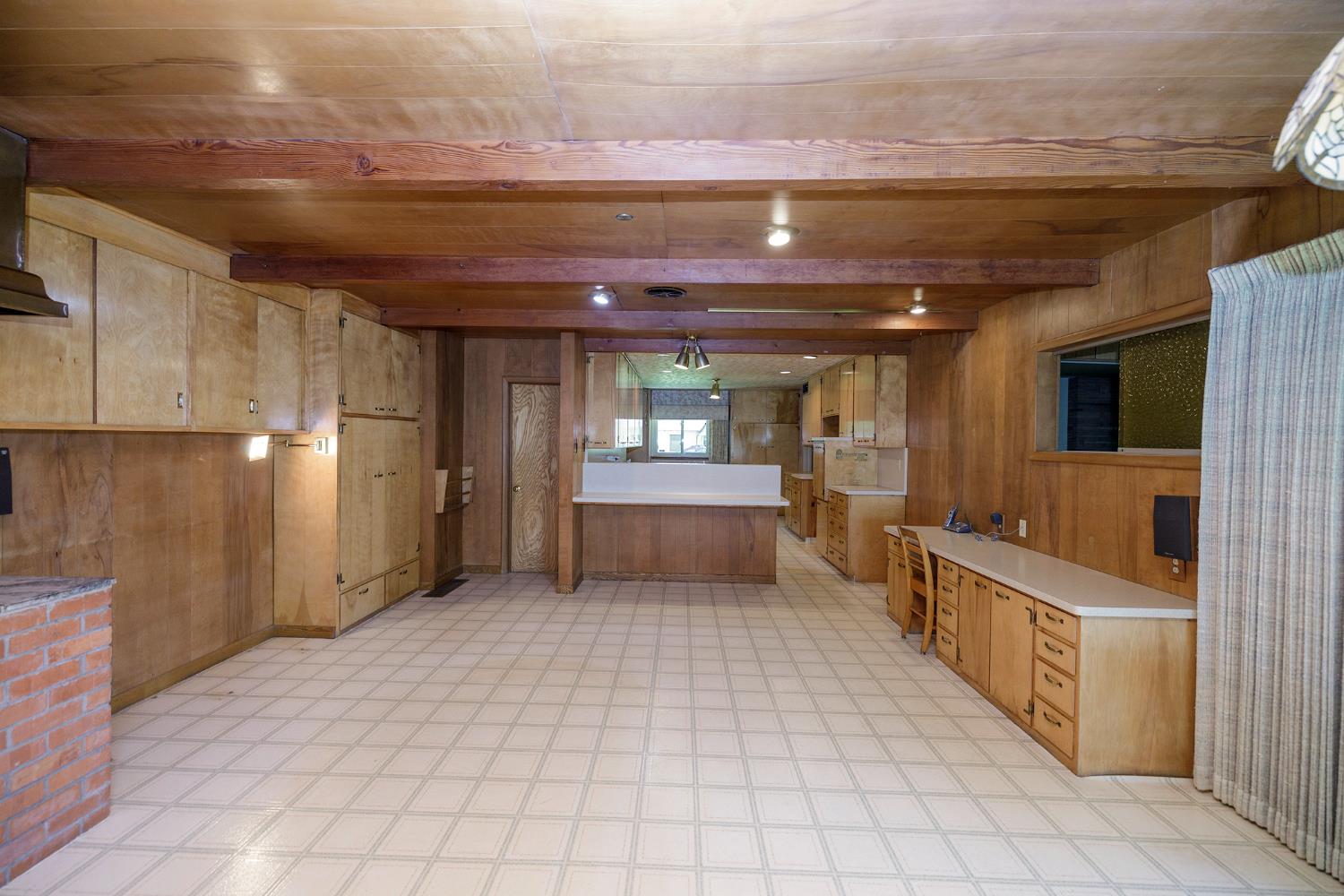 1550 Brayton Ave, Escalon, CA 95320