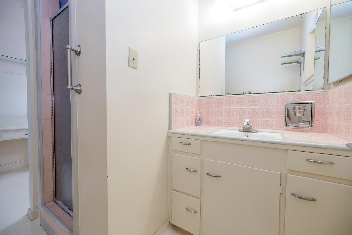 1550 Brayton Ave, Escalon, CA 95320