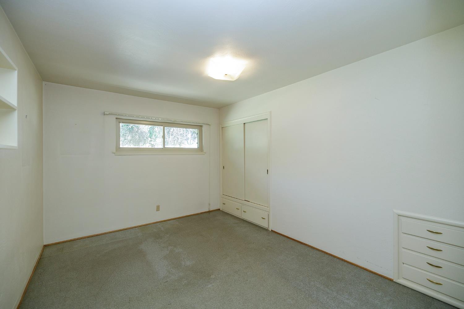 1550 Brayton Ave, Escalon, CA 95320