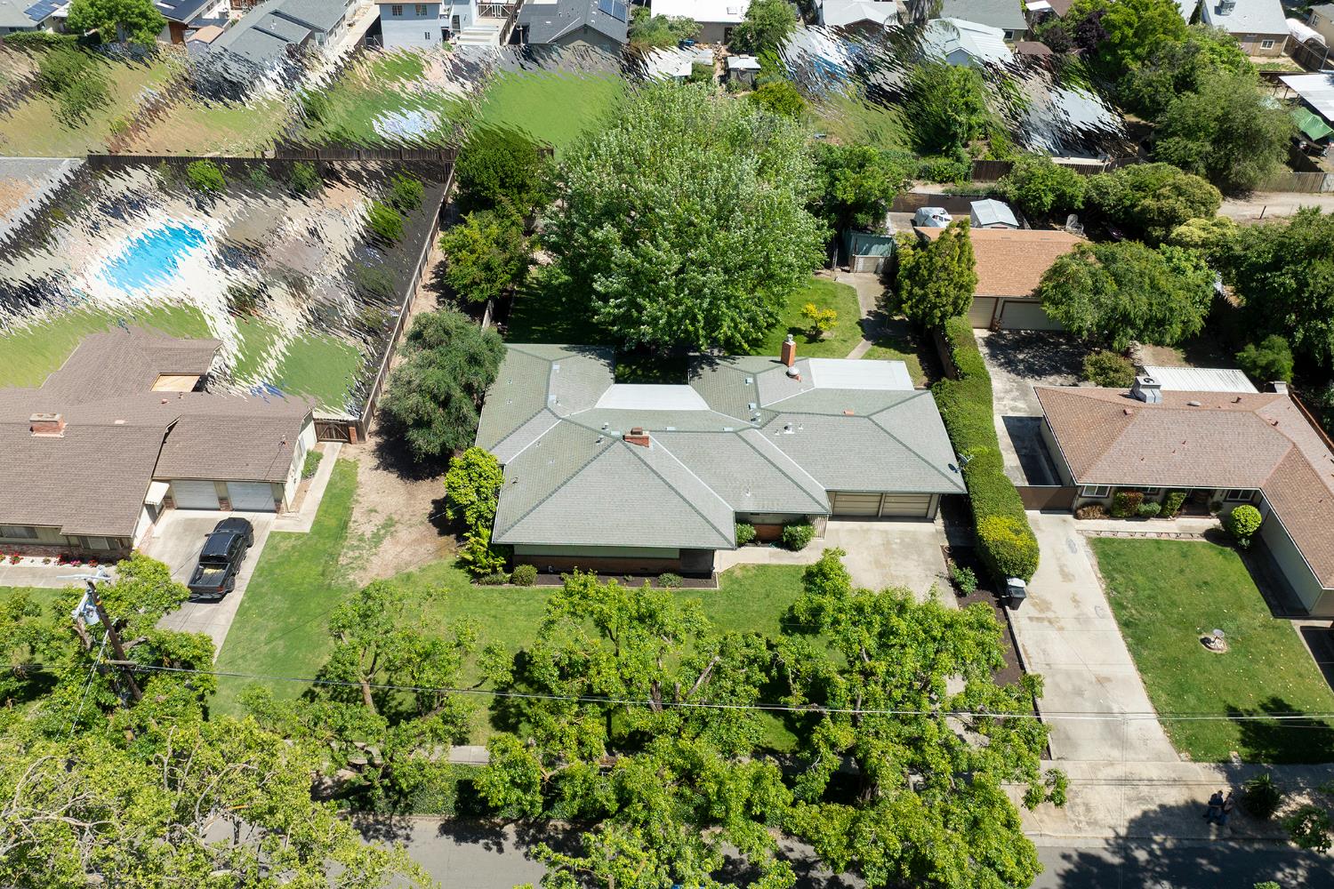 1550 Brayton Ave, Escalon, CA 95320