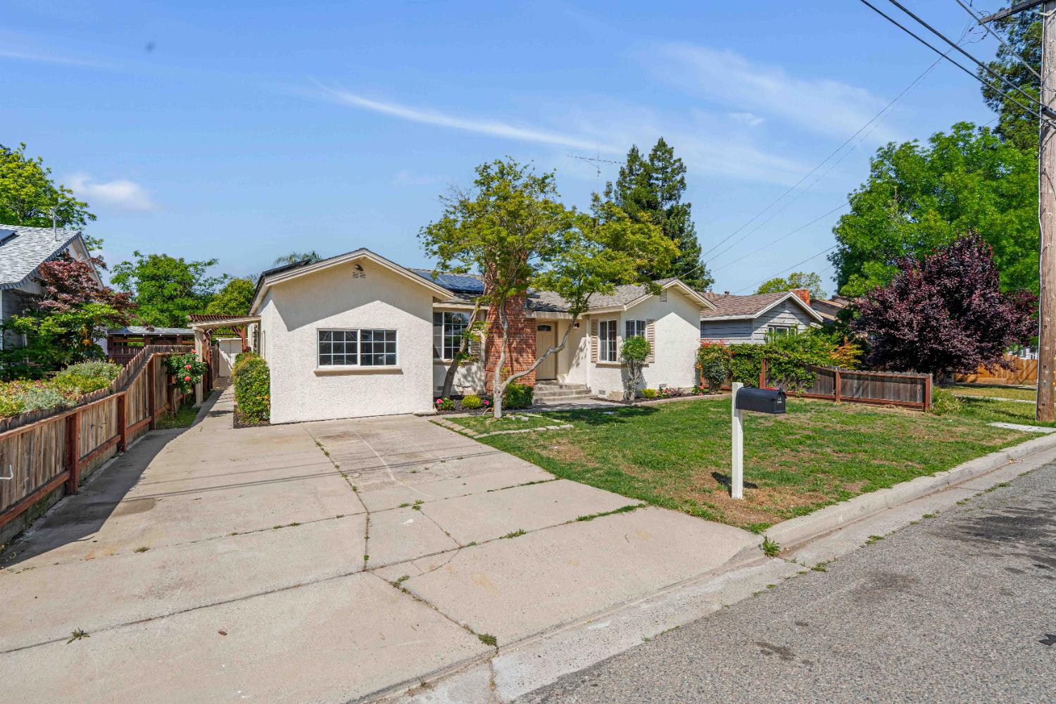 358 Lambuth Ave, Oakdale, CA 95361