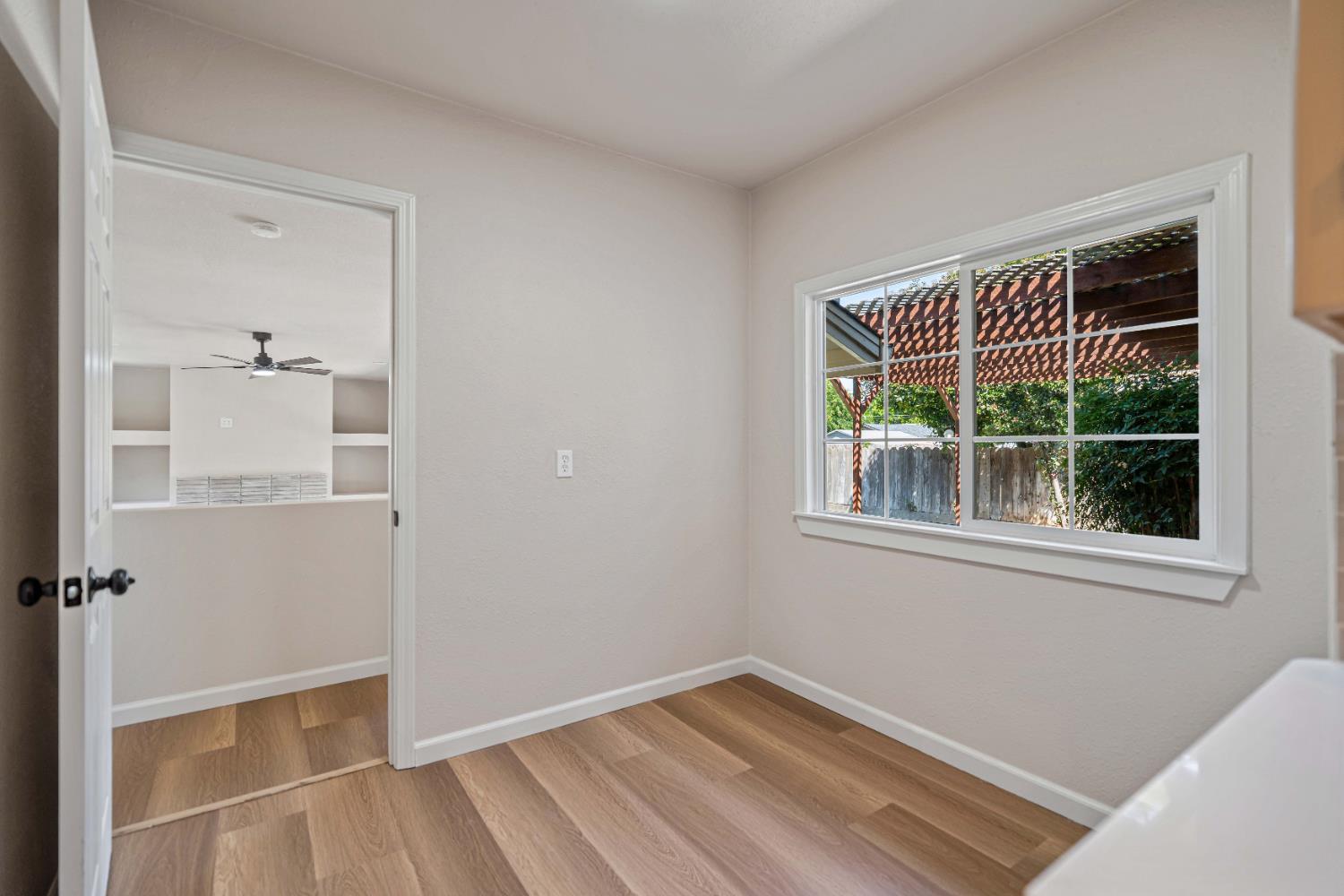 358 Lambuth Ave, Oakdale, CA 95361