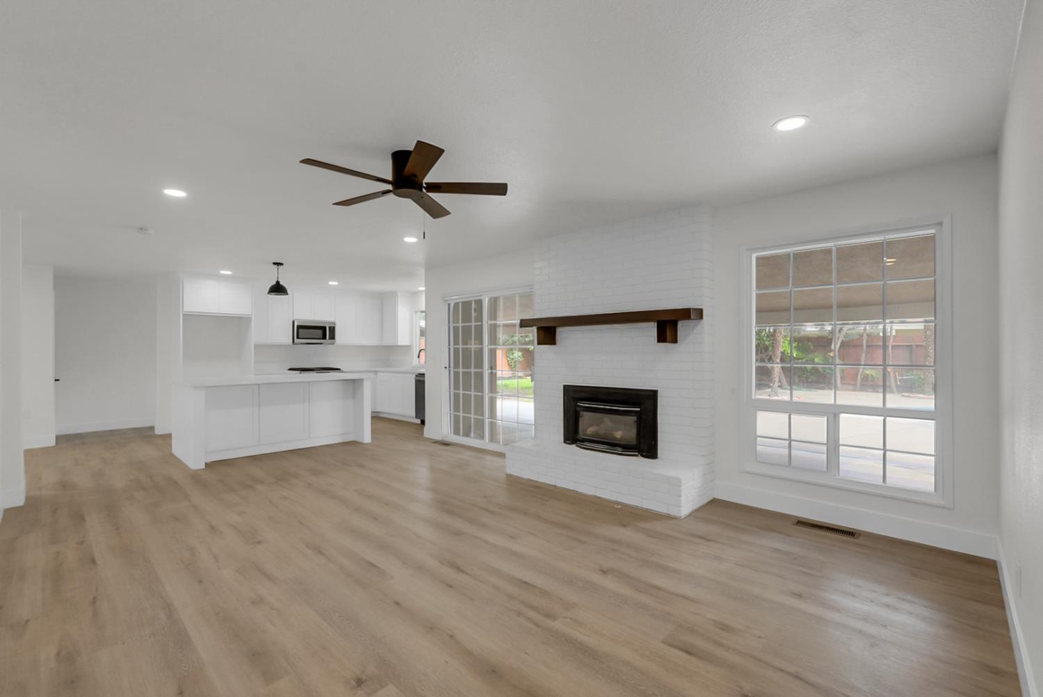 3004 Stafford Way, Modesto, CA 95350