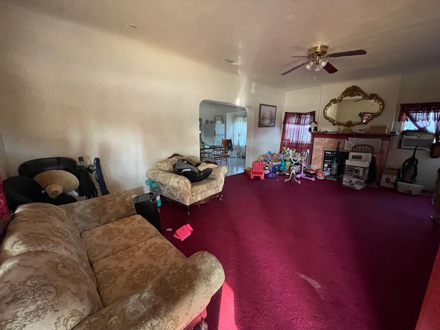 425 N D St, Madera, CA 93638