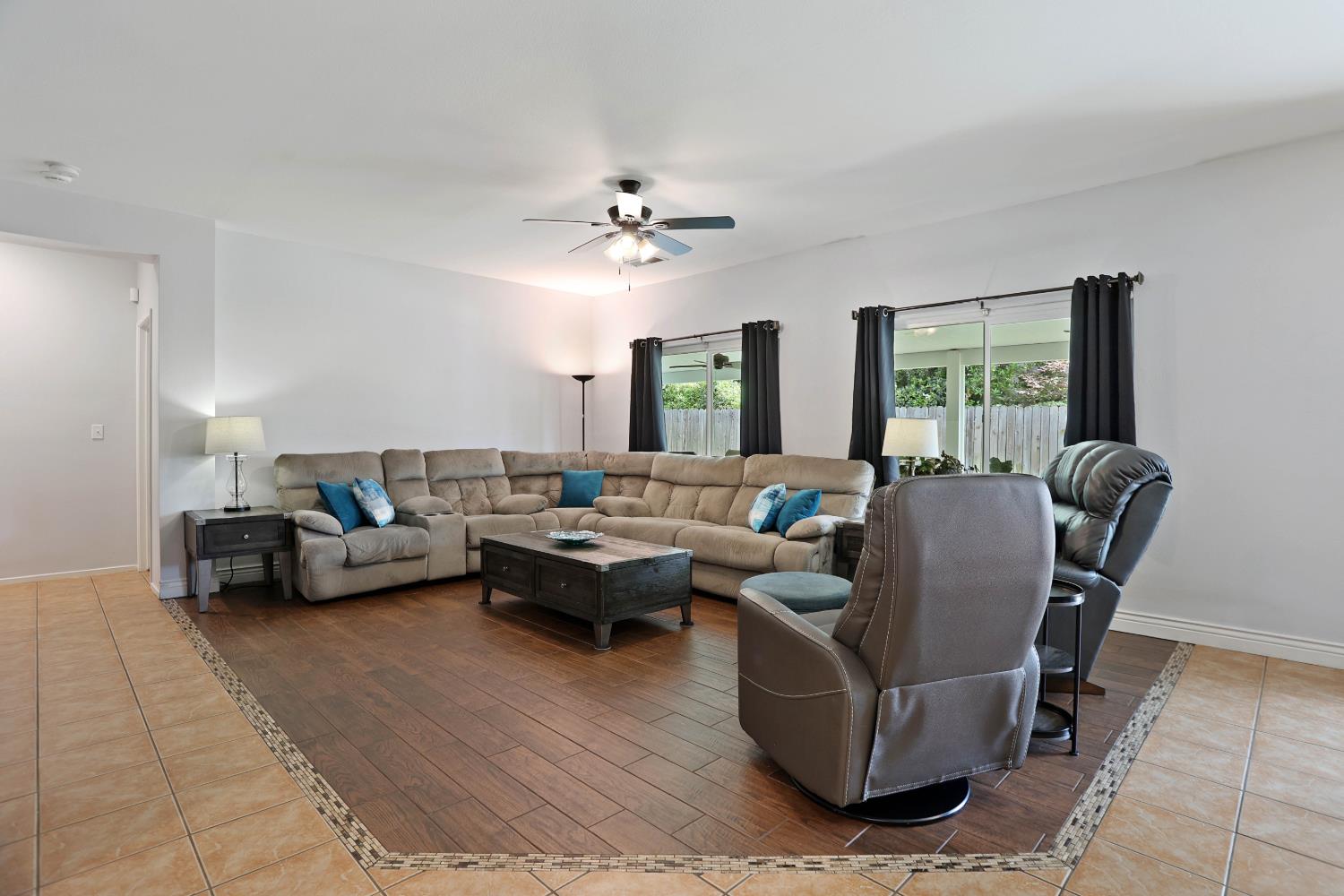 2618 River Cove Dr, Riverbank, CA 95367