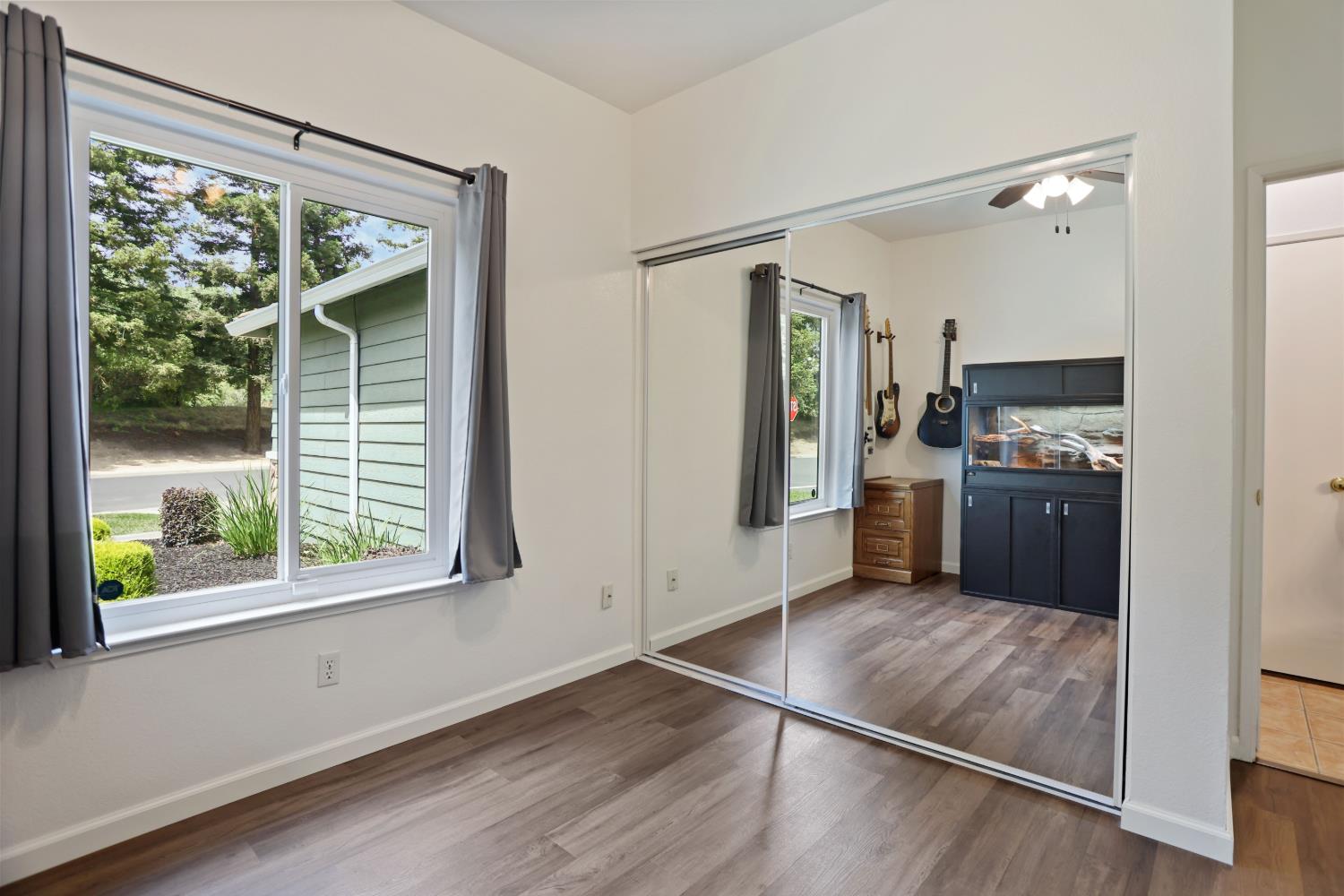 2618 River Cove Dr, Riverbank, CA 95367