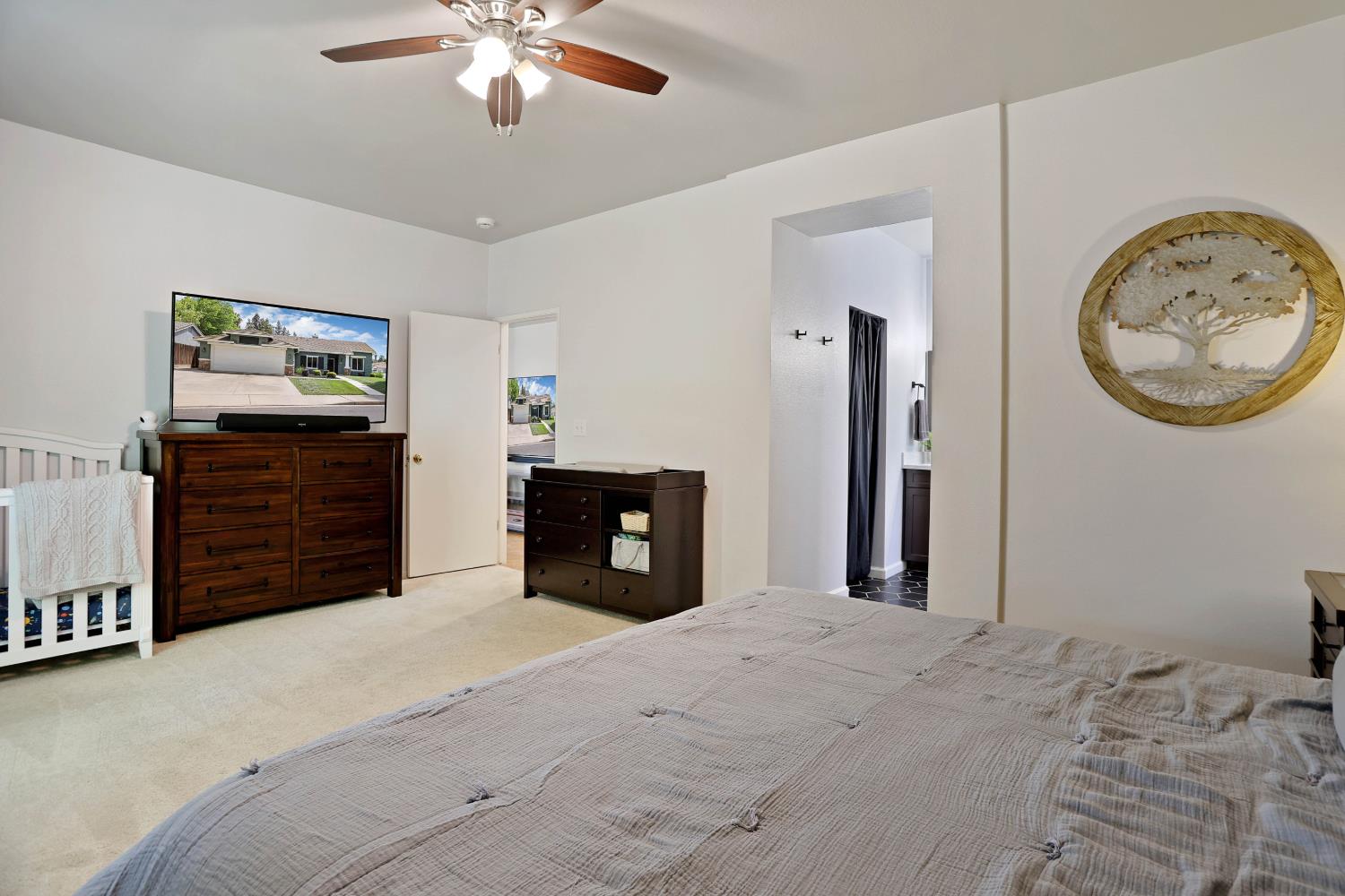 2618 River Cove Dr, Riverbank, CA 95367