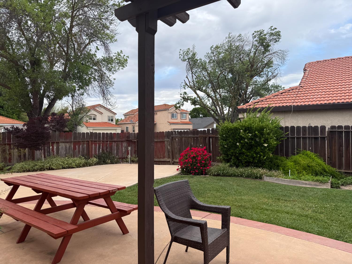 1004 Shasta Ave, Modesto, CA 95358