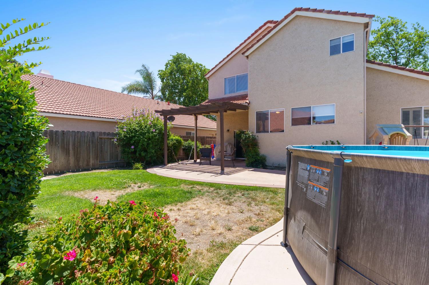 1004 Shasta Ave, Modesto, CA 95358