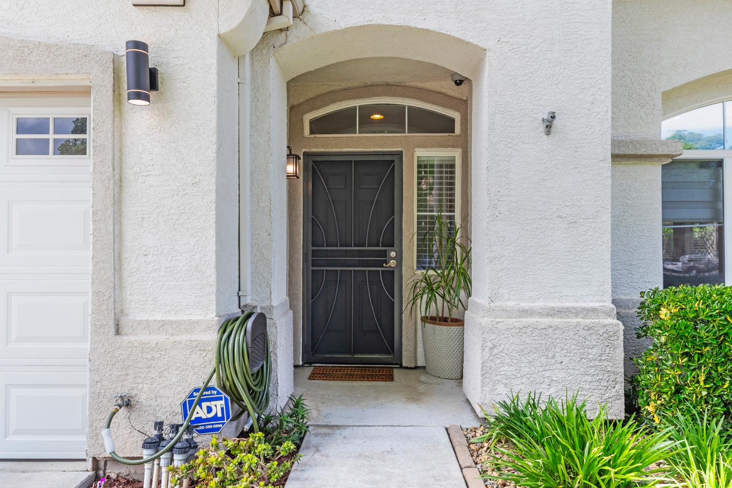 4221 Passages Ln, Modesto, CA 95356