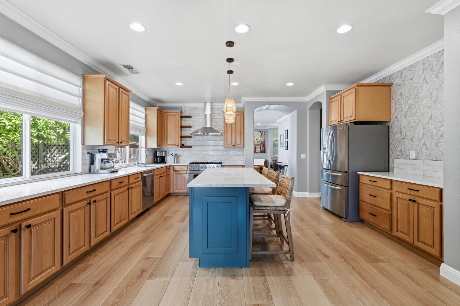 4221 Passages Ln, Modesto, CA 95356