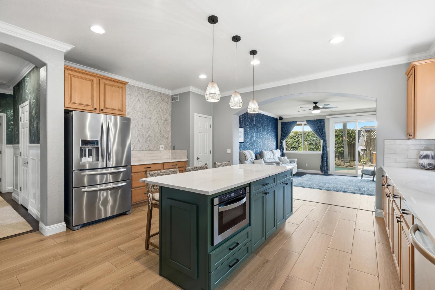 4221 Passages Ln, Modesto, CA 95356