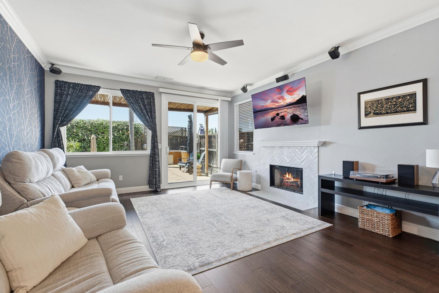 4221 Passages Ln, Modesto, CA 95356