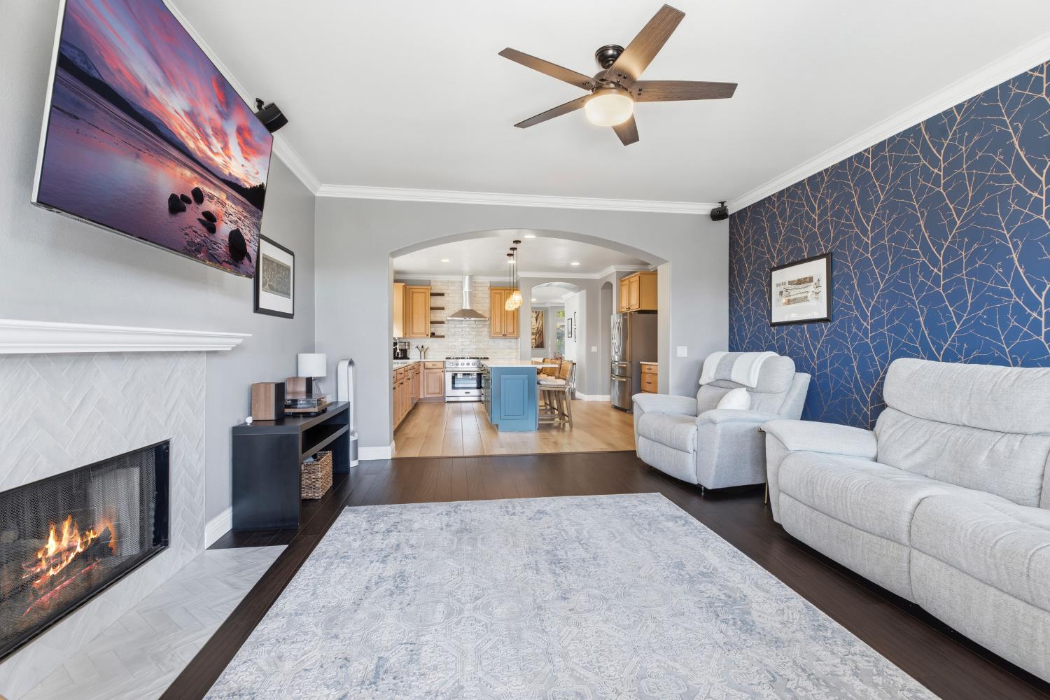 4221 Passages Ln, Modesto, CA 95356