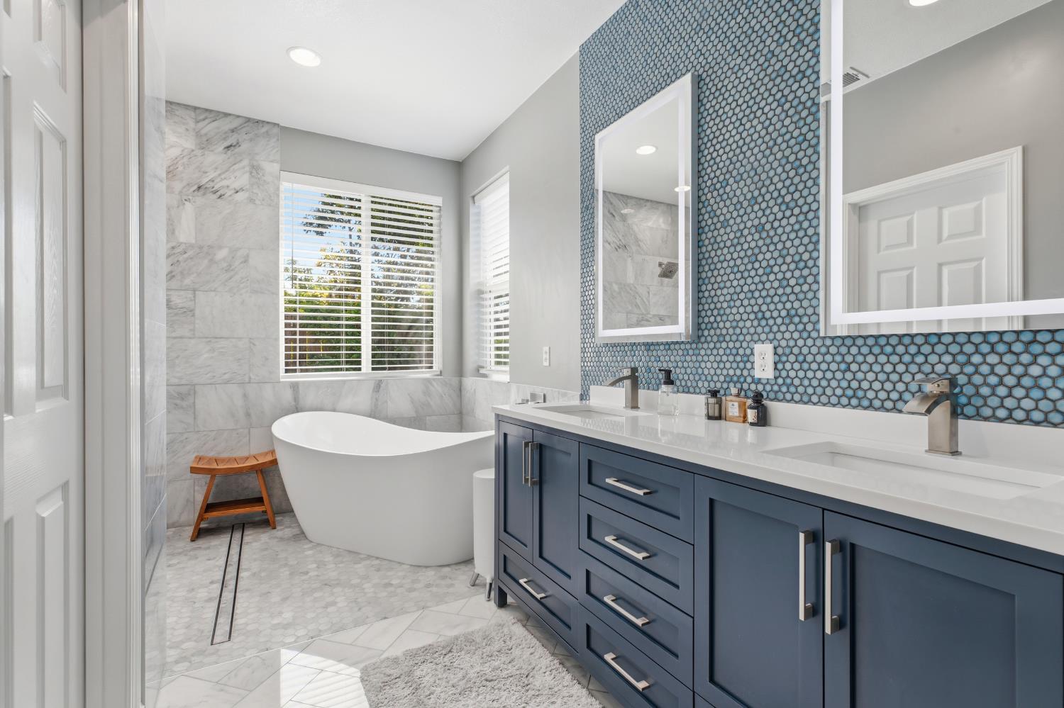 4221 Passages Ln, Modesto, CA 95356