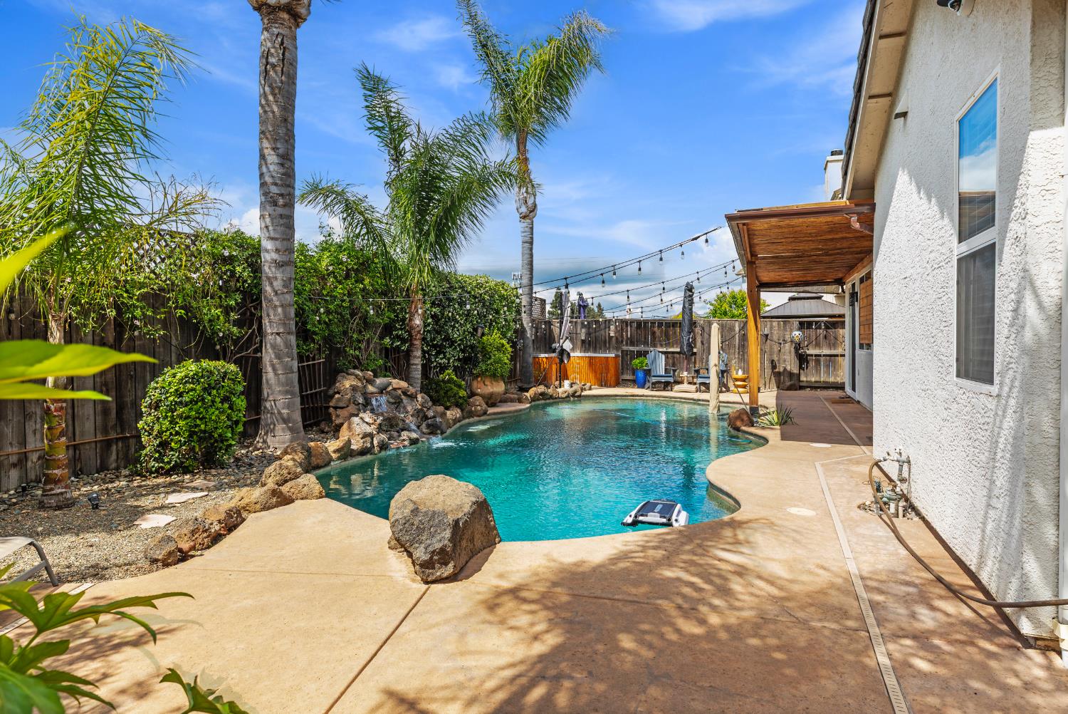 4221 Passages Ln, Modesto, CA 95356