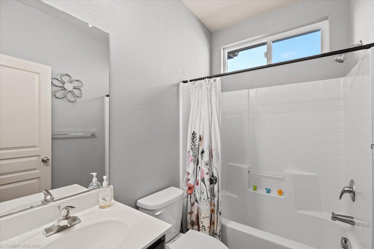 2254 Nebela Dr, Atwater, CA 95301