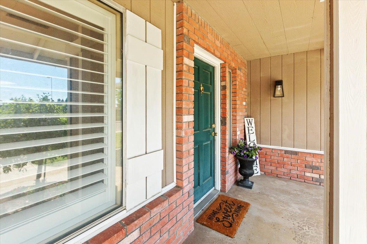 1909 Nadine Ave, Modesto, CA 95351