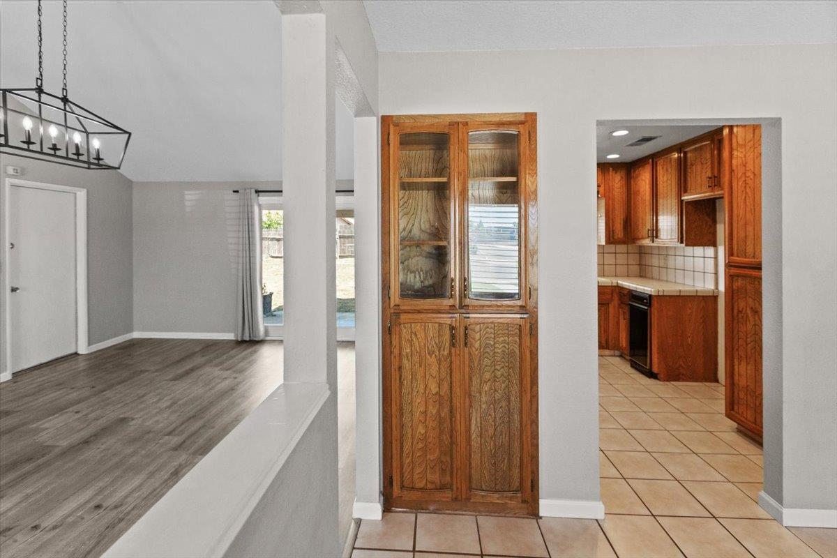 1909 Nadine Ave, Modesto, CA 95351