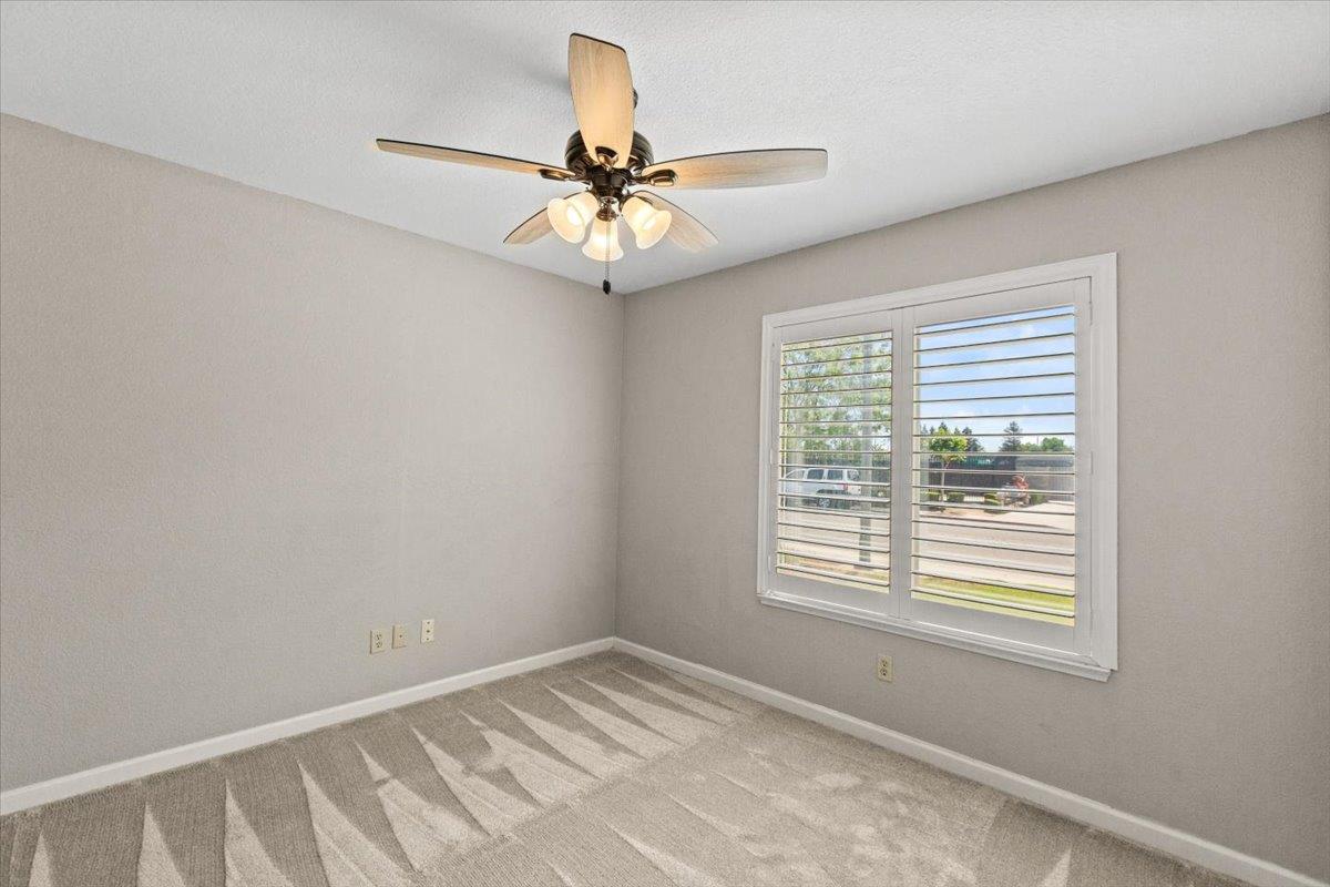 1909 Nadine Ave, Modesto, CA 95351