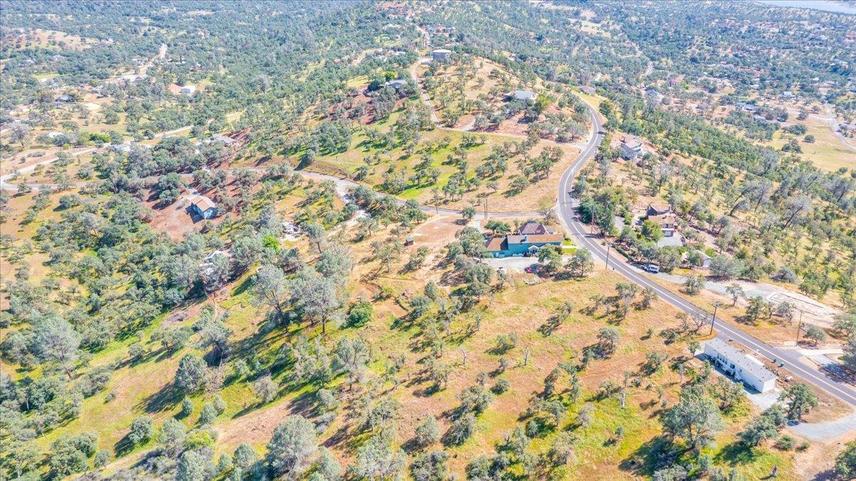 5699 Arbolada Drive, La Grange, CA 95329