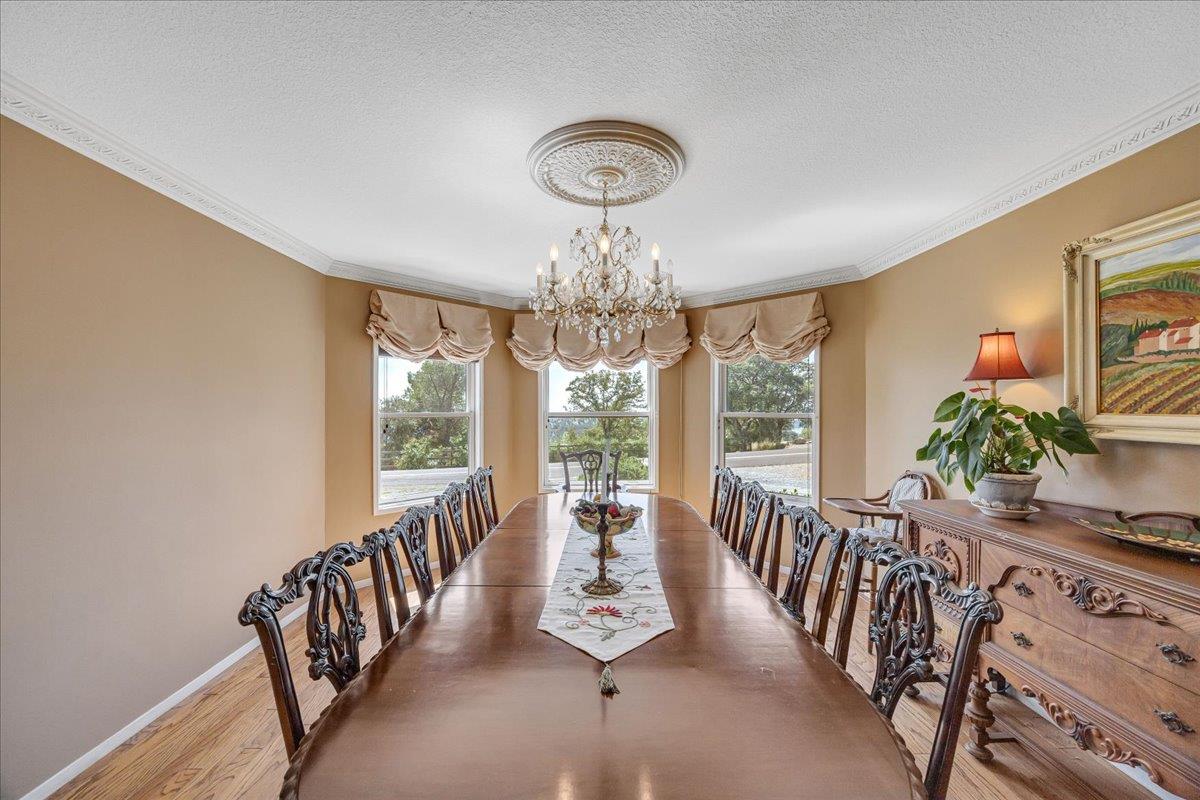 5699 Arbolada Drive, La Grange, CA 95329