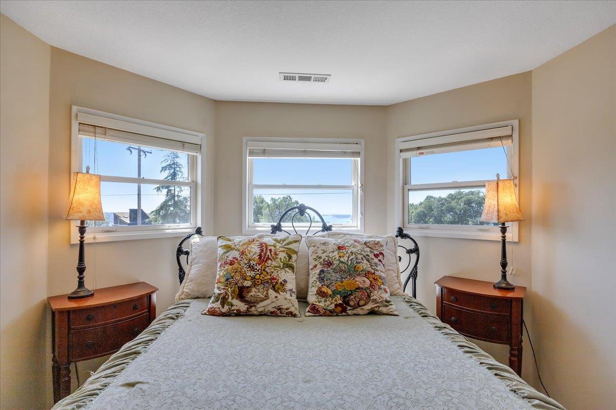 5699 Arbolada Drive, La Grange, CA 95329