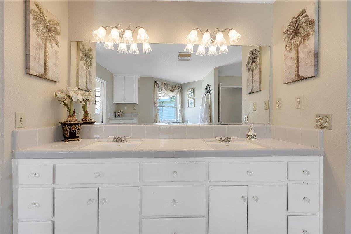 5699 Arbolada Drive, La Grange, CA 95329