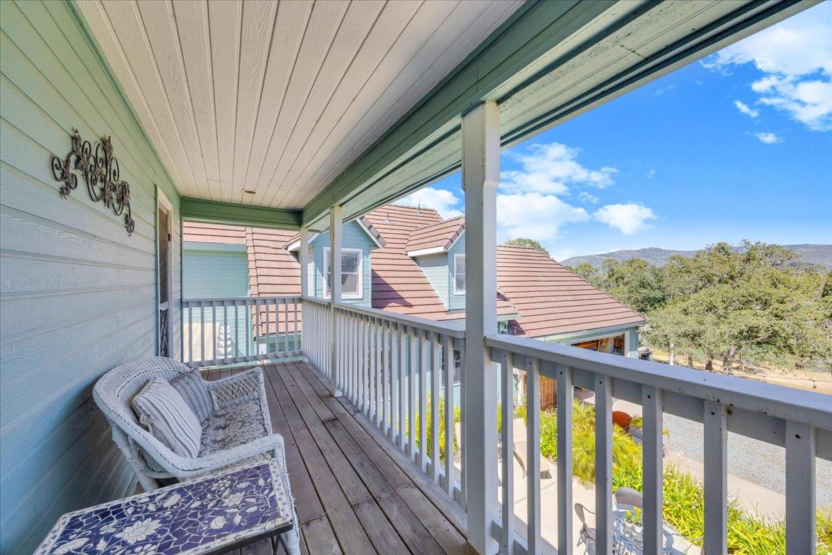 5699 Arbolada Drive, La Grange, CA 95329