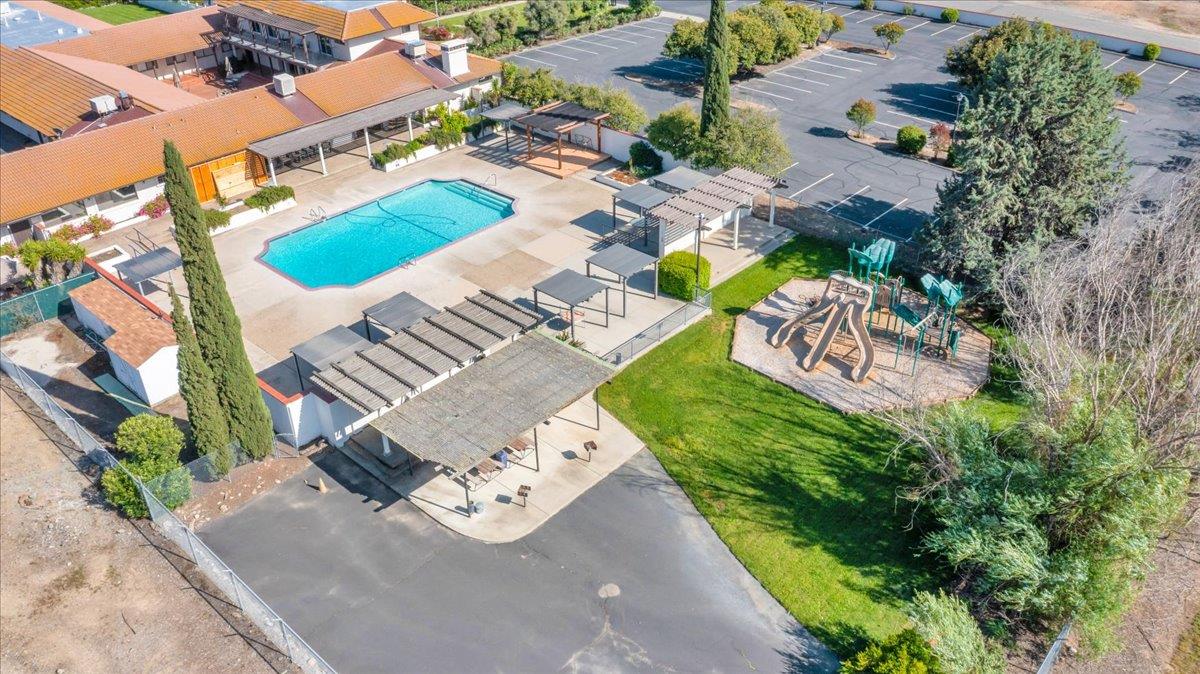 5699 Arbolada Drive, La Grange, CA 95329