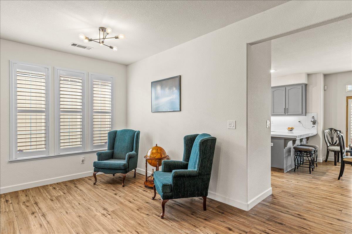 1164 Silver Brook Pl, Manteca, CA 95337