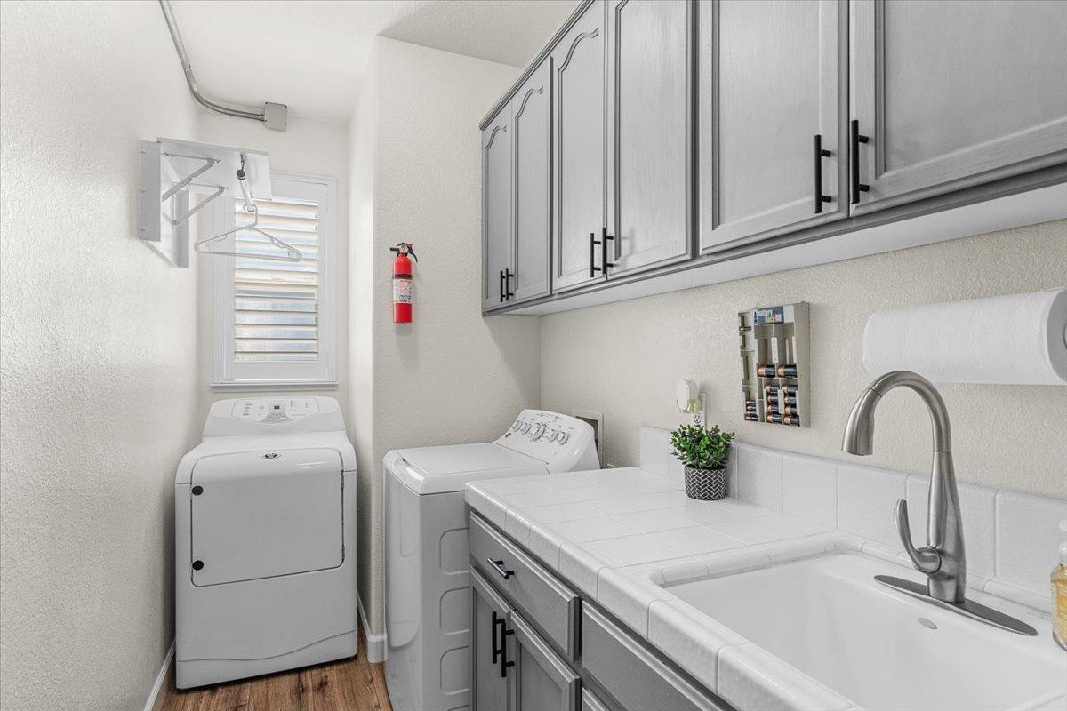 1164 Silver Brook Pl, Manteca, CA 95337