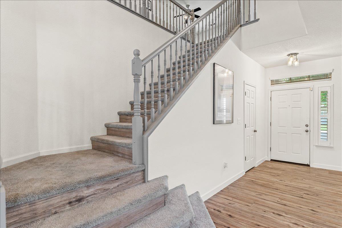 1164 Silver Brook Pl, Manteca, CA 95337