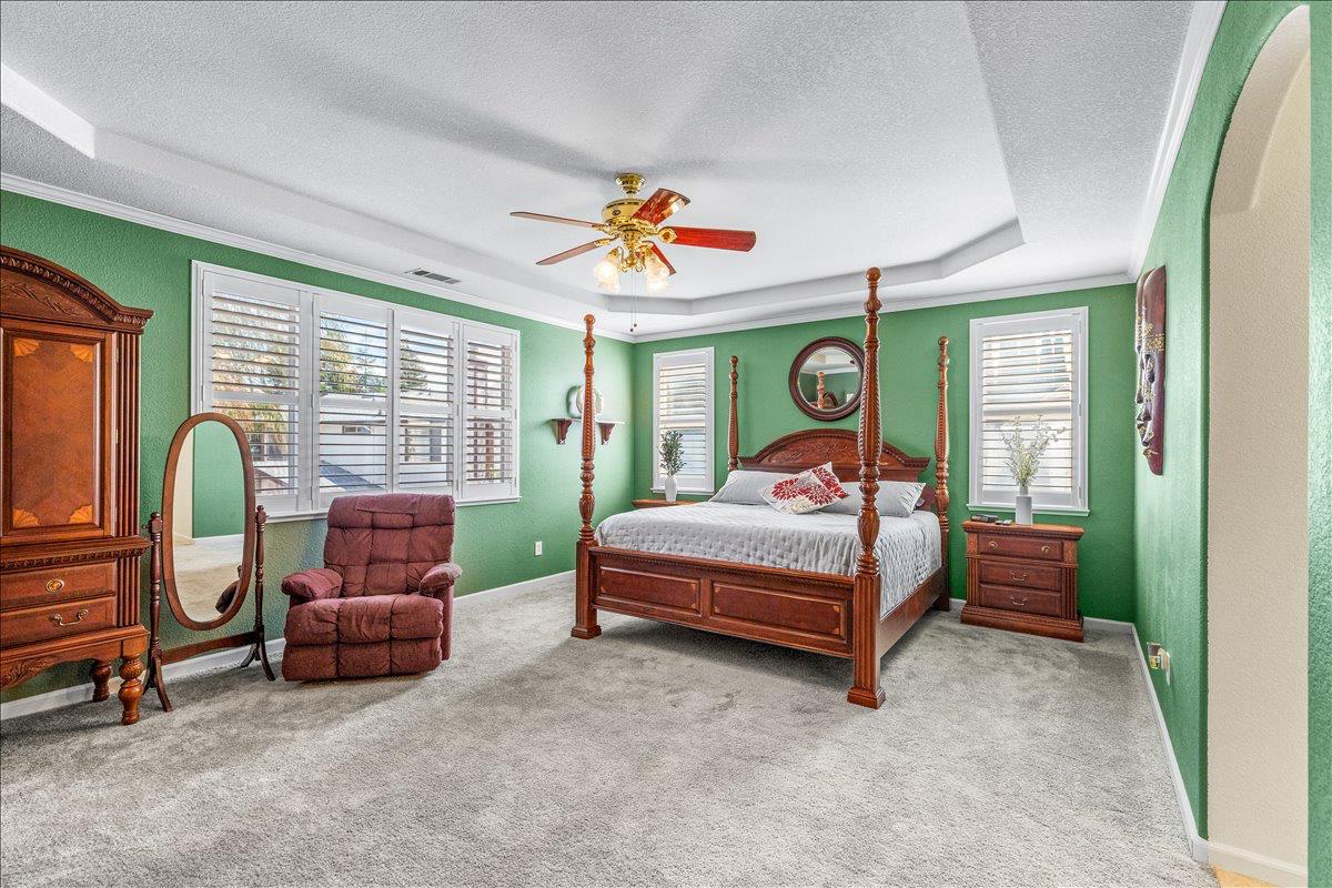 1164 Silver Brook Pl, Manteca, CA 95337