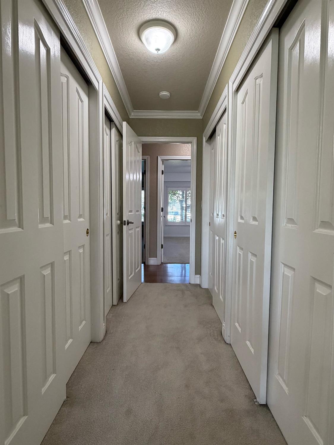 1375 Briarwood Ave, Escalon, CA 95320