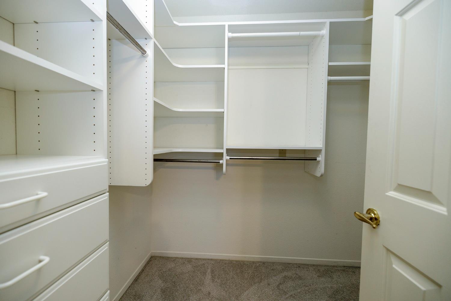 2708 Lake Front Ct, Modesto, CA 95355